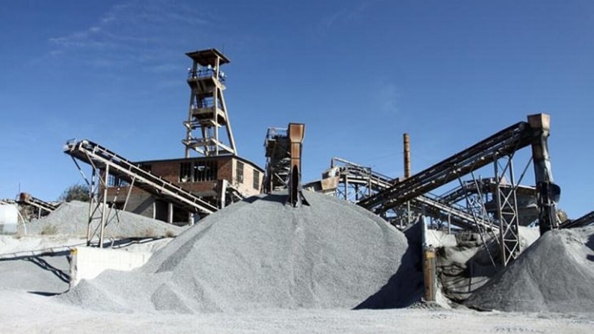 Ambuja Cements, UltraTech, India Cements: Trading strategies for these cement stocks