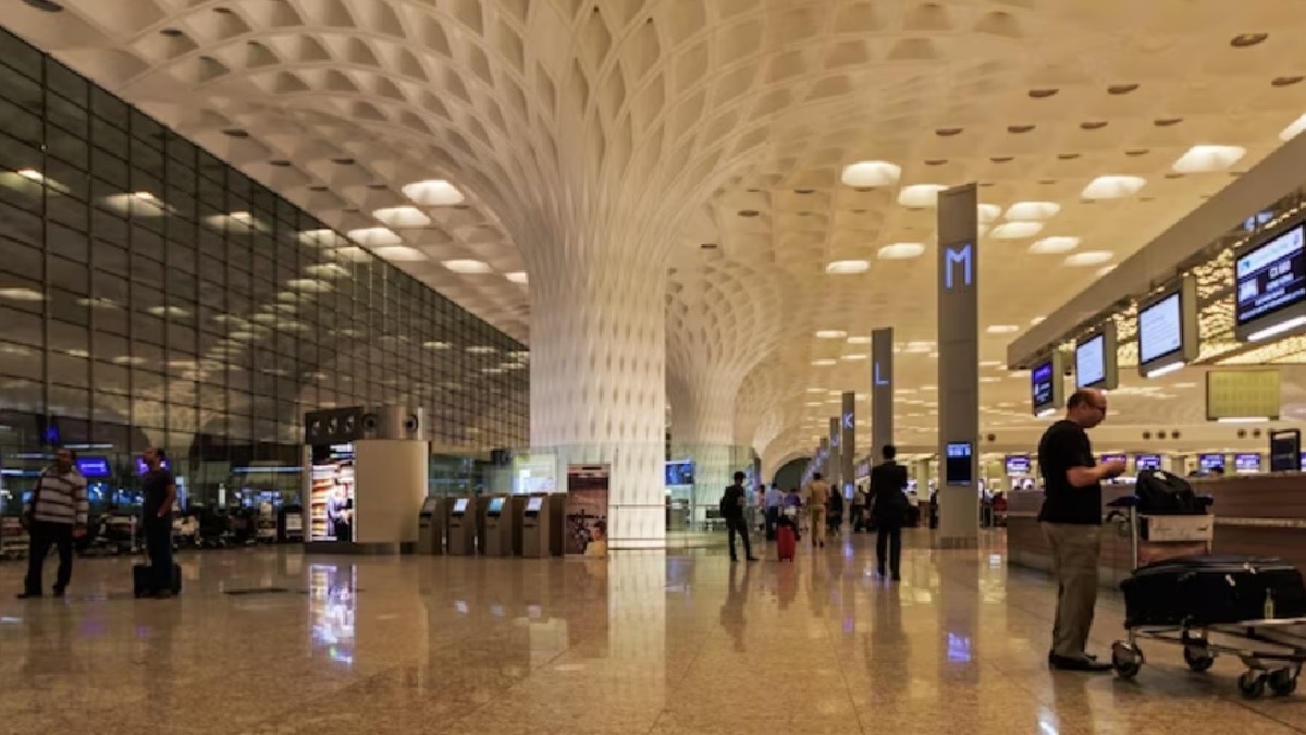'New world record,' says Gautam Adani as Mumbai airport handles 1,032 flights on Diwali eve 'New world record,' says Gautam Adani as Mumbai airport handles 1,032 flights on Diwali eve