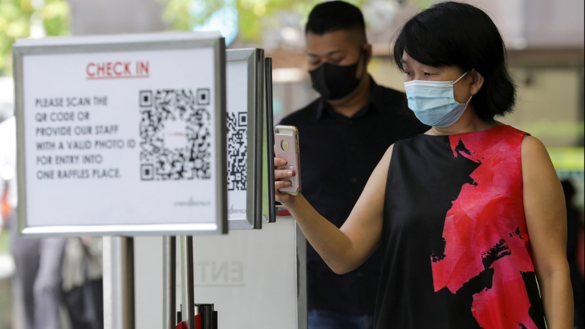 Before scanning a QR code, verify the legitimacy of the source. Before scanning a QR code, verify the legitimacy of the source.