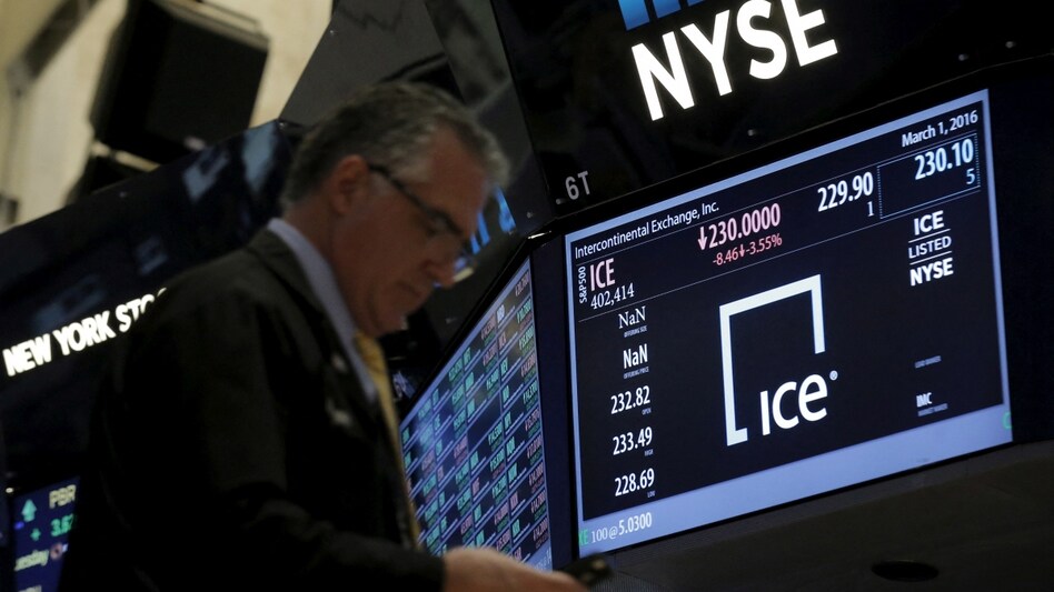 S&P 500, Nasdaq snap winning streaks after Powell, Treasury auction (Photo: Reuters) S&P 500, Nasdaq snap winning streaks after Powell, Treasury auction (Photo: Reuters)
