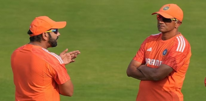 "I thought they bowled well through that period," Dravid said "I thought they bowled well through that period," Dravid said