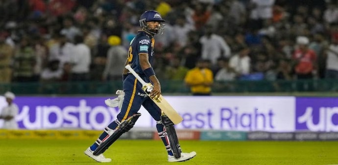 Hardik Pandya has returned to the Mumbai Indians, his maiden Indian Premier League (IPL) franchise. Hardik Pandya has returned to the Mumbai Indians, his maiden Indian Premier League (IPL) franchise.