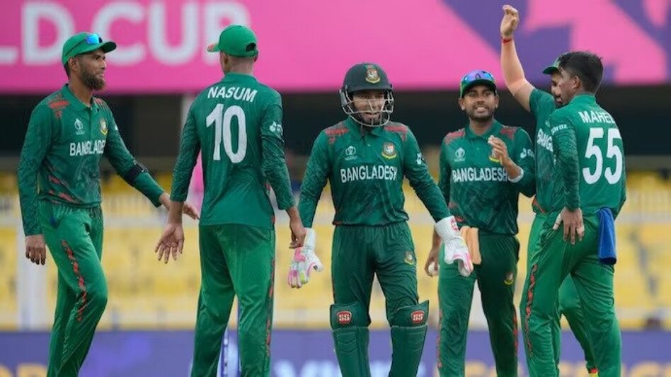 Sri Lanka will be facing Bangladesh after a massive defeat against team India in Mumbai on Thursday, where Bangladesh was all out at just 55 runs, whereas India stood at 357 runs for 8 wickets Sri Lanka will be facing Bangladesh after a massive defeat against team India in Mumbai on Thursday, where Bangladesh was all out at just 55 runs, whereas India stood at 357 runs for 8 wickets