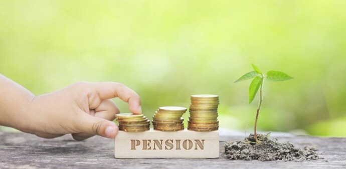 Over 18 lakh pensioners per month benefitted from minimum monthly pension of Rs 1,000 Over 18 lakh pensioners per month benefitted from minimum monthly pension of Rs 1,000