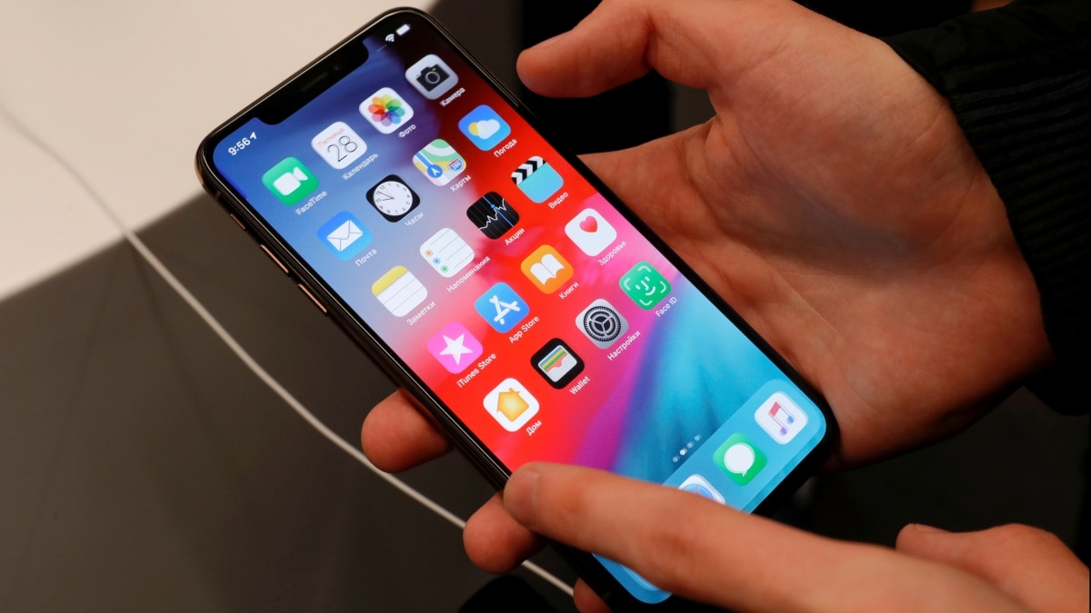 Apple, in response to these notifications, clarify that it did not attribute the threat notifications to any specific state-sponsored attacker. Apple, in response to these notifications, clarify that it did not attribute the threat notifications to any specific state-sponsored attacker.