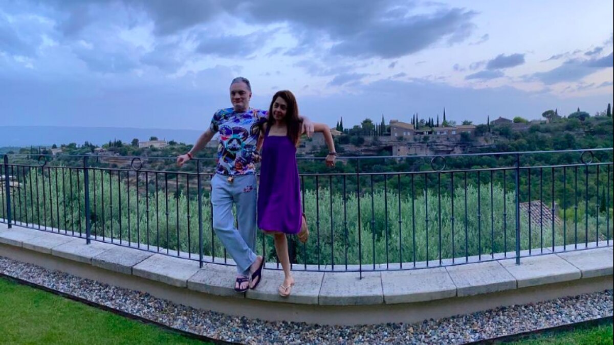 Raymond Chairman Gautam Singhania and wife Nawaz Modi Singhania to separate Raymond Chairman Gautam Singhania and wife Nawaz Modi Singhania to separate