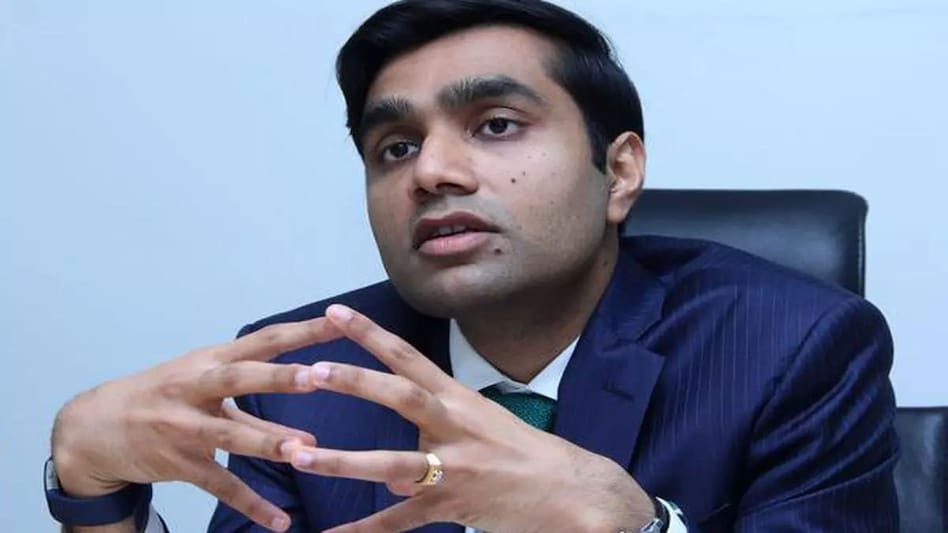 In September 2021, Adani Ports signed a $700-million deal with the Sri Lanka Ports Authority (SLPA) and Sri Lankan conglomerate John Keells Holdings, to jointly develop the terminal. In September 2021, Adani Ports signed a $700-million deal with the Sri Lanka Ports Authority (SLPA) and Sri Lankan conglomerate John Keells Holdings, to jointly develop the terminal.