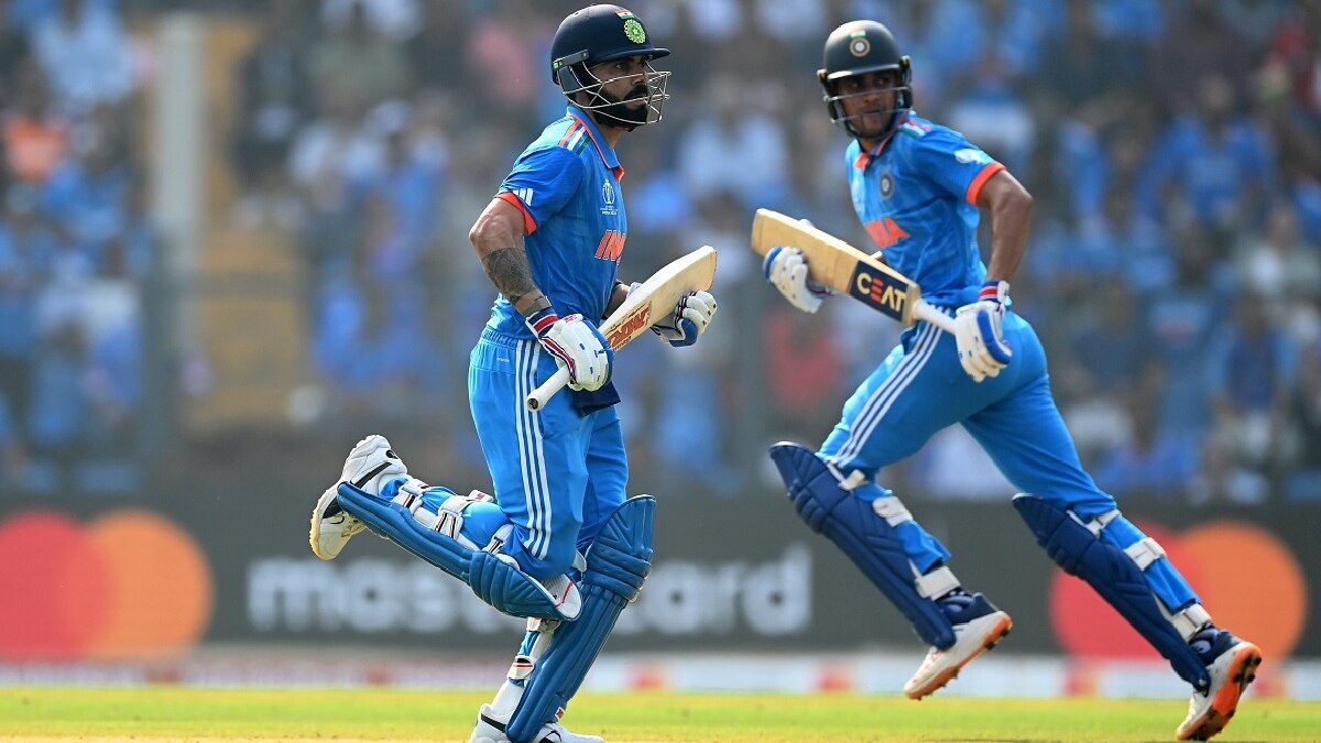 'The King and Prince show at Wankhede': Cricket lovers praise Kohli-Gill partnership against Sri Lanka