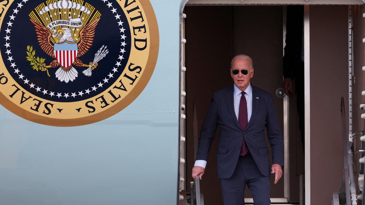 Biden, Xi meet as US-China military, economic tensions grind on