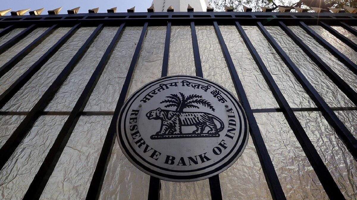 RBI slaps penalties totalling Rs 10.34 cr on Citibank, Bank of Baroda, and IOB