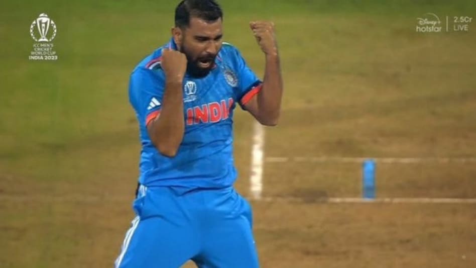 World Cup 2023: Mohammed Shami turned the match after picking up two quick wickets against New Zealand World Cup 2023: Mohammed Shami turned the match after picking up two quick wickets against New Zealand
