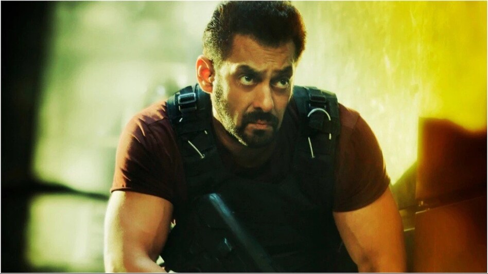 Tiger 3 has recorded the second highest net collections for a Hindi film on the second day so far, Tiger 3 has recorded the second highest net collections for a Hindi film on the second day so far,