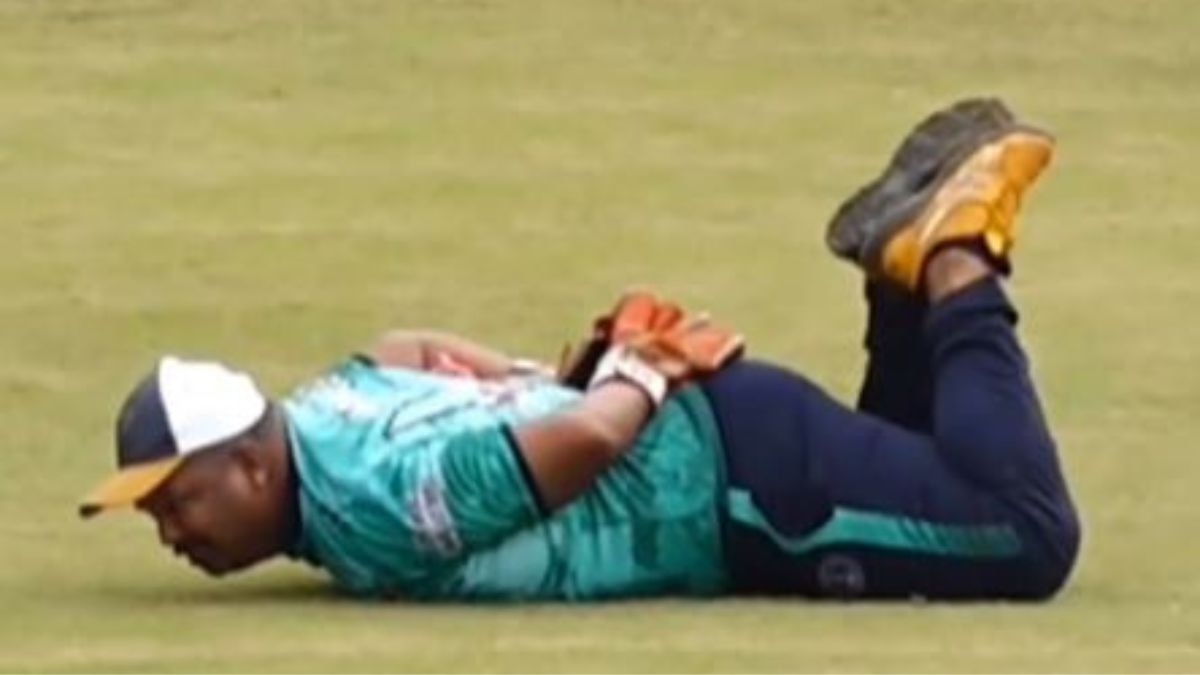 Watch: Wicketkeeper's 'catch of the century' leaves internet in splits, video goes viral