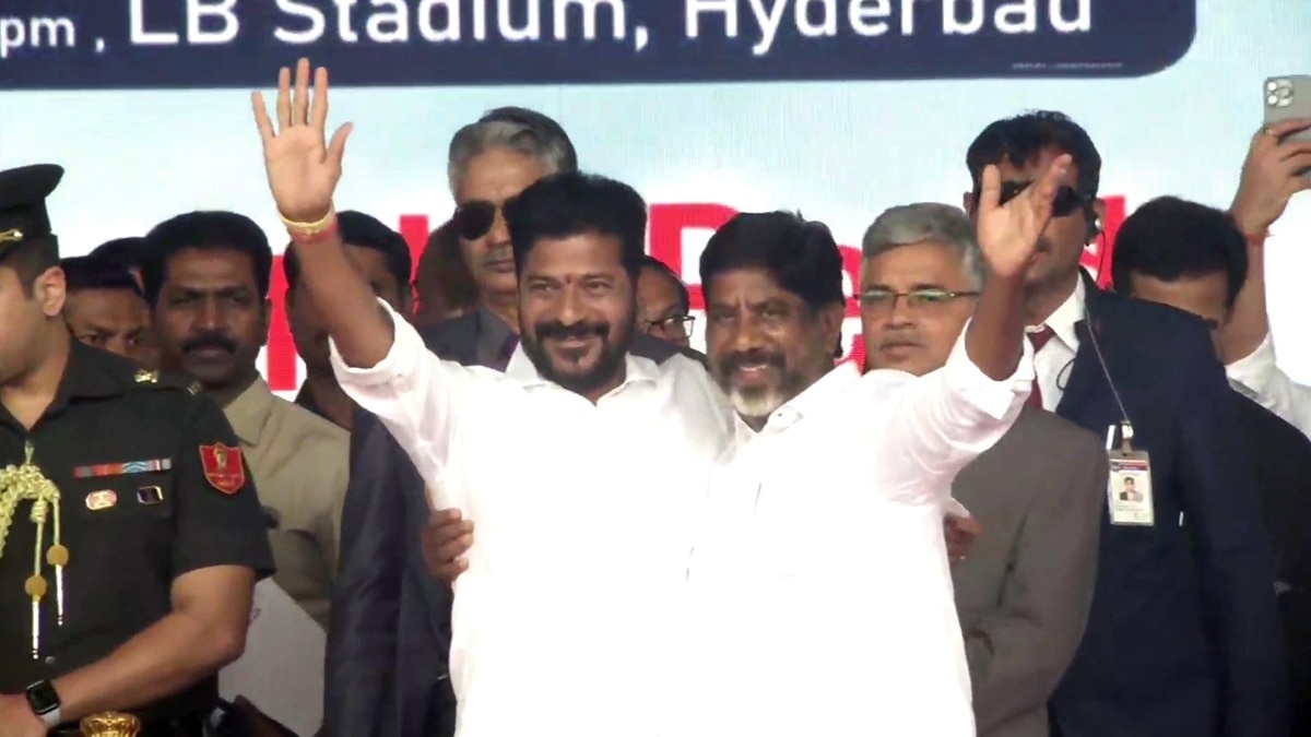 Revanth Reddy became the first Congress CM of Telangana Revanth Reddy became the first Congress CM of Telangana