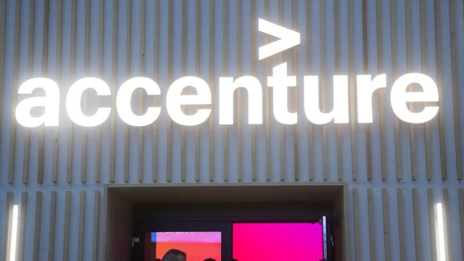 Accenture expects revenue in the range of $15.40 billion to $16 billion. Analysts polled by LSEG had forecast revenue of $16.29 billion Accenture expects revenue in the range of $15.40 billion to $16 billion. Analysts polled by LSEG had forecast revenue of $16.29 billion