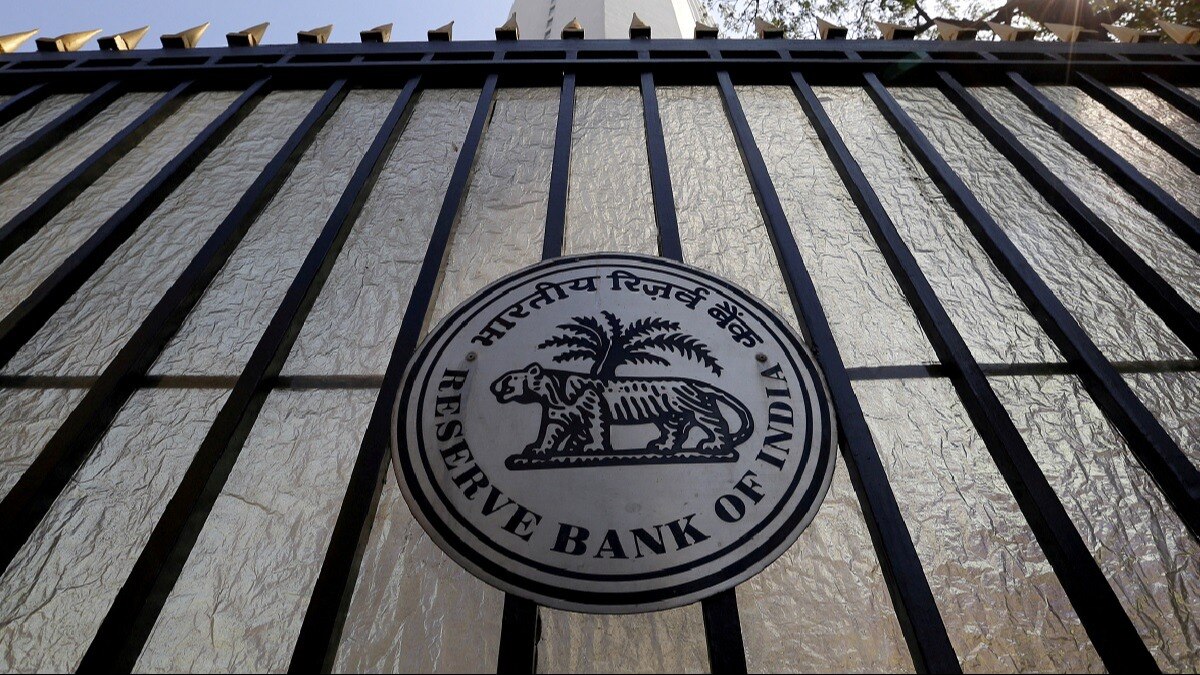 Three detained by Mumbai Police for sending '11 bombs in Mumbai' mail to RBI