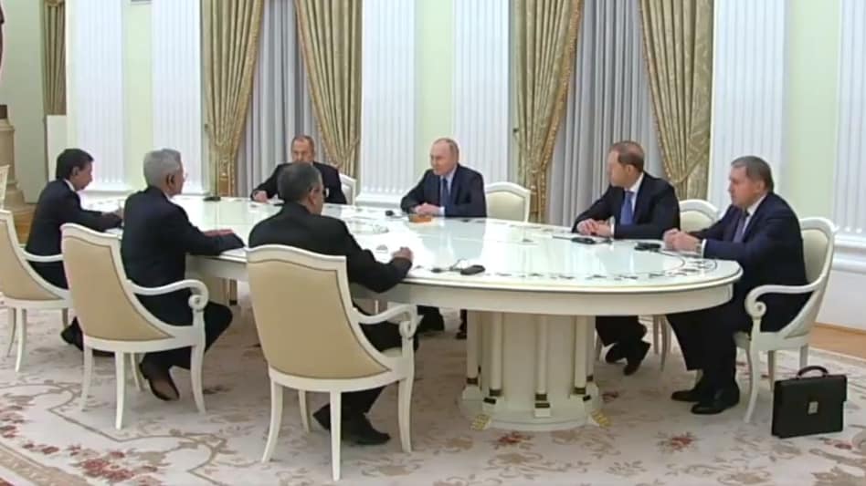 EAM S Jaishankar meets Russian President Vladimir Putin in Moscow EAM S Jaishankar meets Russian President Vladimir Putin in Moscow
