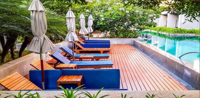 Airfares to domestic hill stations increased by nearly 10 per cent, while beach destinations saw a rise of 10-40 per cent from major hubs like Mumbai, Delhi, Bengaluru, and Hyderabad Airfares to domestic hill stations increased by nearly 10 per cent, while beach destinations saw a rise of 10-40 per cent from major hubs like Mumbai, Delhi, Bengaluru, and Hyderabad