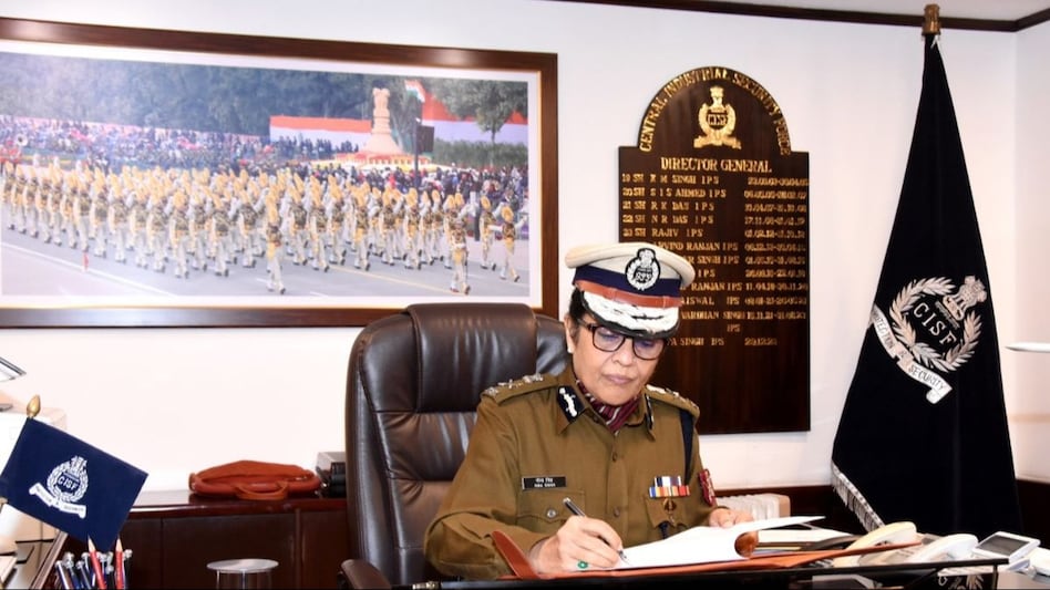 (Image: CISF/X) (Image: CISF/X)