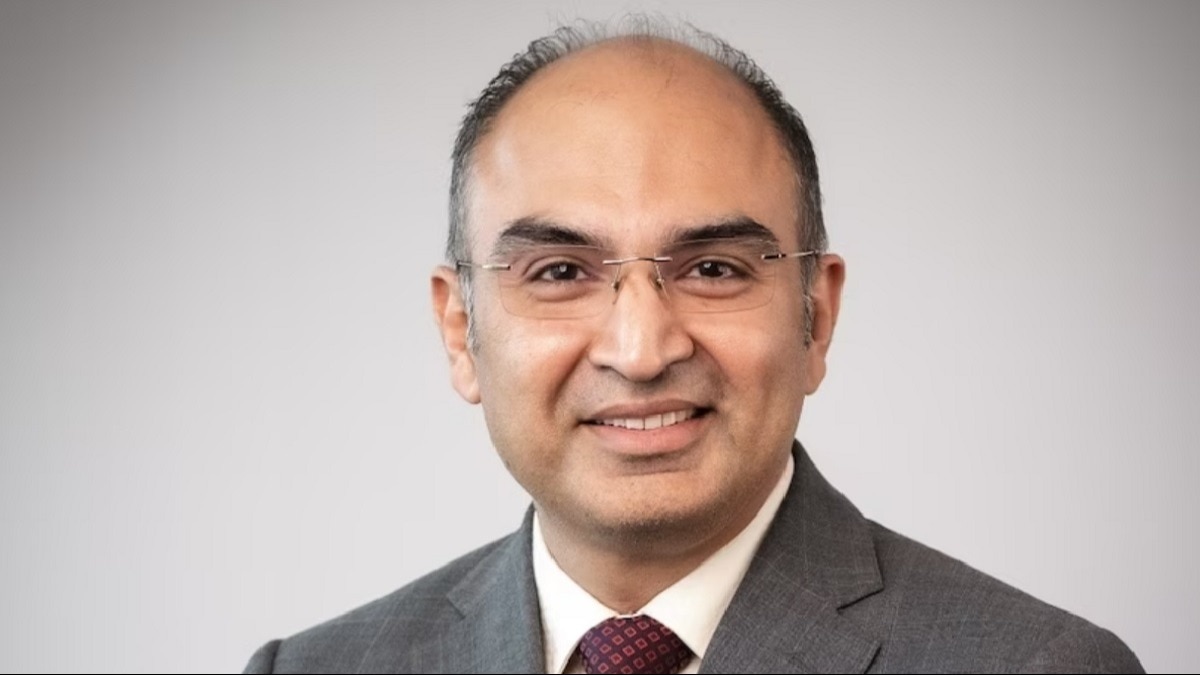 Wipro seeks Rs 25 cr plus interest from former CFO Jatin Dalal for joining Cognizant within 12 months: Report Wipro seeks Rs 25 cr plus interest from former CFO Jatin Dalal for joining Cognizant within 12 months: Report