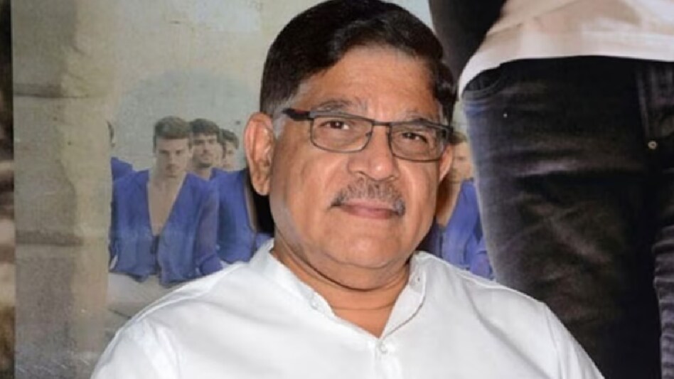 Kannada movie celebrities allege mismanagement at Santosham Awards in Goa; Allu Arjun's father says... Kannada movie celebrities allege mismanagement at Santosham Awards in Goa; Allu Arjun's father says...