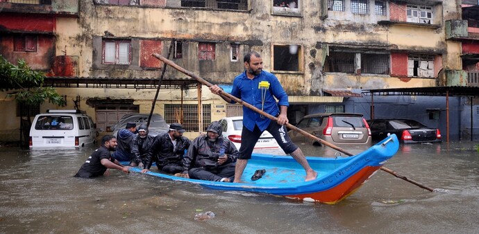 While heavy rains lashed certain areas of Tamil Nadu such as Virudhunagar, Dindigul, and Sivaganga on Wednesday, officials reported no further damages. While heavy rains lashed certain areas of Tamil Nadu such as Virudhunagar, Dindigul, and Sivaganga on Wednesday, officials reported no further damages.