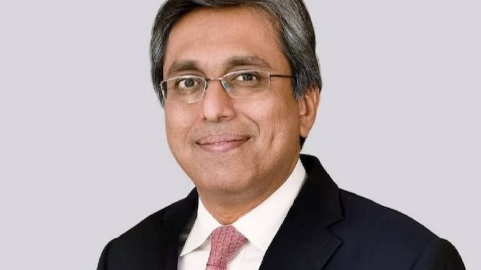 Shah is also a member of the UK Investment Council and the chair of the World Economic Forum's Automotive Governor's Council. Shah is also a member of the UK Investment Council and the chair of the World Economic Forum's Automotive Governor's Council.