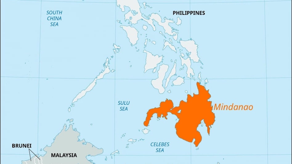 Mindanao, Philippines has been hit by a 7.5 magnitude earthquake Mindanao, Philippines has been hit by a 7.5 magnitude earthquake