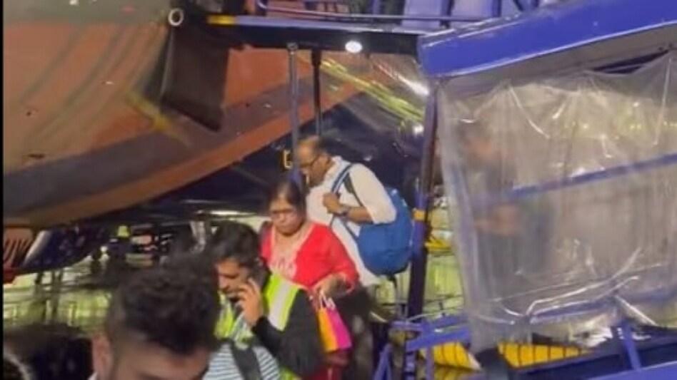 A flurry of complaints about services by airlines surfaced after comedian Kapil Sharma on November 21 blasted IndiGo for flight delay. A flurry of complaints about services by airlines surfaced after comedian Kapil Sharma on November 21 blasted IndiGo for flight delay.