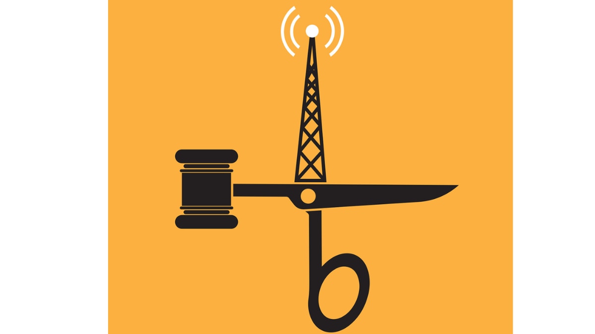 In one, the apex court said licence fee paid by telecos was capital expenditure. In another, it said the MFN clause doesn't come into effect immediately after a treaty is signed In one, the apex court said licence fee paid by telecos was capital expenditure. In another, it said the MFN clause doesn't come into effect immediately after a treaty is signed