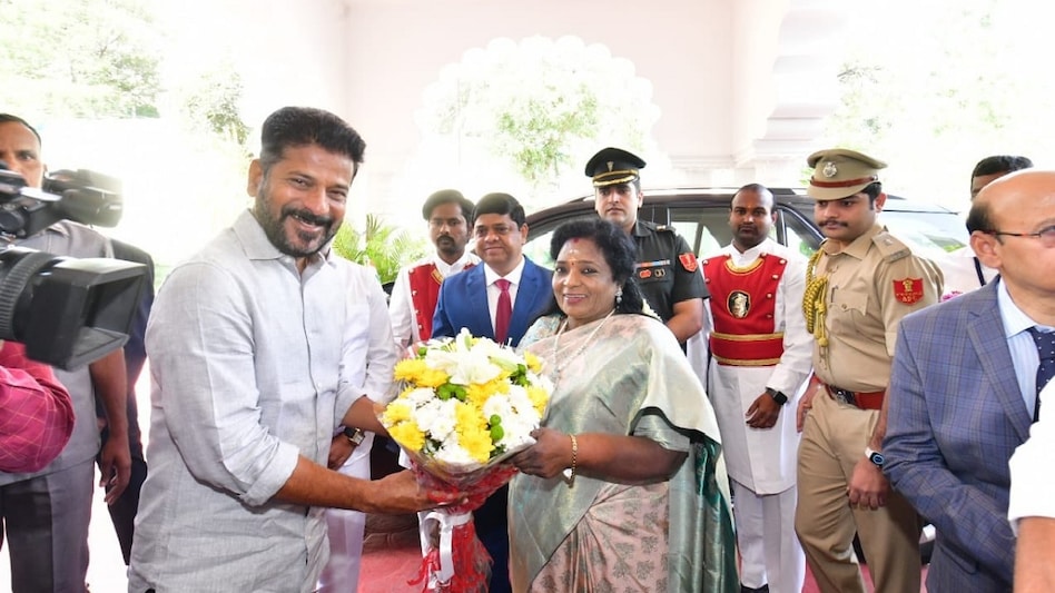 'Neither Governor nor Revanth Reddy spent a day in jail...': BRS leader slams Soundararajan's 'Liberation of Telangana' speech 'Neither Governor nor Revanth Reddy spent a day in jail...': BRS leader slams Soundararajan's 'Liberation of Telangana' speech