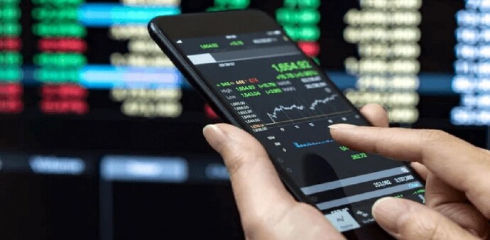 Safari Industries stock is trading higher than the 10 day, 50 day, 100 day and 200 day but lower than the 20 day and 30 day moving averages. Safari Industries stock is trading higher than the 10 day, 50 day, 100 day and 200 day but lower than the 20 day and 30 day moving averages.