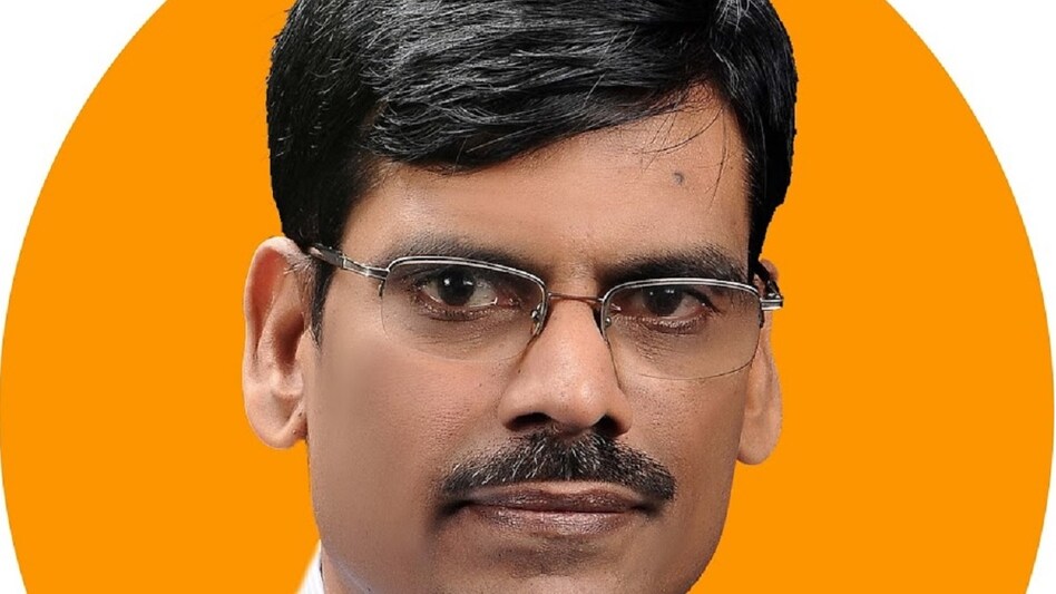 'Will focus on option buying in 2024,' says finfluencer PR Sundar; 'stick to long-term investments,' advise netizens 'Will focus on option buying in 2024,' says finfluencer PR Sundar; 'stick to long-term investments,' advise netizens