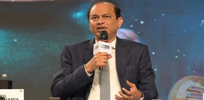 'Infosys stock fell 40%': Top fund manager Sunil Singhania recounts first day at MF when Sensex crashed 'Infosys stock fell 40%': Top fund manager Sunil Singhania recounts first day at MF when Sensex crashed