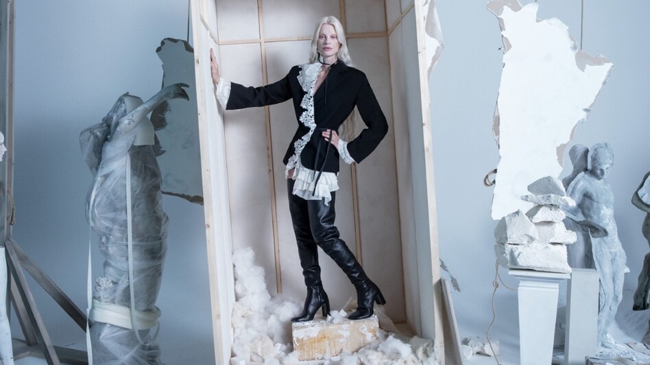 They were of the opinion that Zara's marketing campaign was absolutely heartless and insensitive They were of the opinion that Zara's marketing campaign was absolutely heartless and insensitive