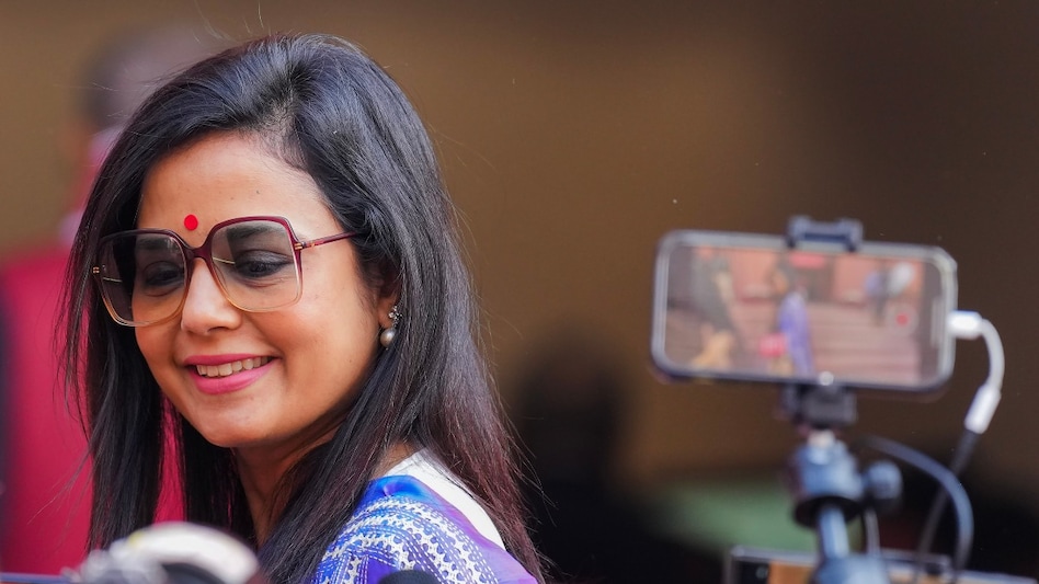 Mahua Moitra expulsion: SC seeks LS secretary general's response Mahua Moitra expulsion: SC seeks LS secretary general's response