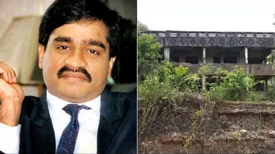 Dawood was the mastermind of the 1993 Bombay serial blasts that killed over 250 people. Dawood was the mastermind of the 1993 Bombay serial blasts that killed over 250 people.