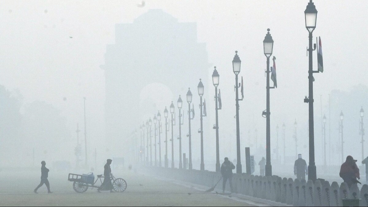 Light to moderate rainfall expected in Delhi and adjoining areas, IMD issues orange alert
