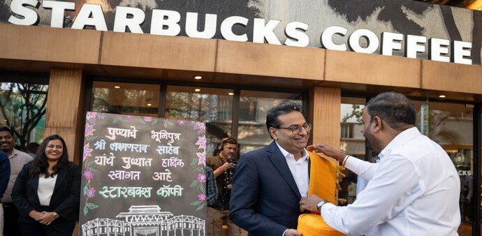 Starbucks CEO Laxman Narasimhan Starbucks CEO Laxman Narasimhan