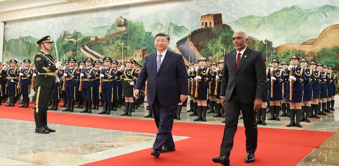 Chinese President Xi Jinping meets Maldivian President Mohamed Muizzu Chinese President Xi Jinping meets Maldivian President Mohamed Muizzu