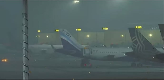 Major airlines such as IndiGo, SpiceJet and Vistara said bad weather conditions in Delhi and Kolkata may impact flights. Major airlines such as IndiGo, SpiceJet and Vistara said bad weather conditions in Delhi and Kolkata may impact flights.