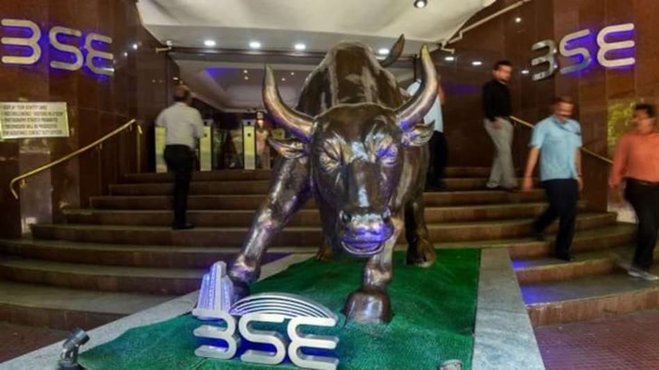 Sensex falls over 100 points, Nifty trades near 22,050; Angel One, Alok Industries down up to 7% Sensex falls over 100 points, Nifty trades near 22,050; Angel One, Alok Industries down up to 7%