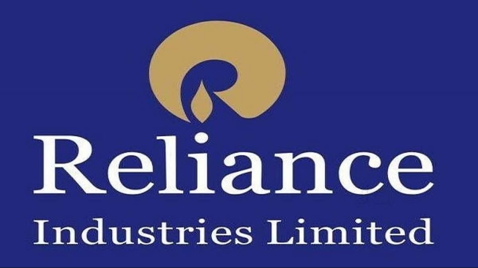 Reliance Industries target price: Emkay broadly maintained its FY24-26E earnings but raised target price on the stock by 8 per cent to Rs 2,950 , thanks to higher new energy value, higher Jio EV/Ebitda target and rollover to Dec 2024 estimates. Reliance Industries target price: Emkay broadly maintained its FY24-26E earnings but raised target price on the stock by 8 per cent to Rs 2,950 , thanks to higher new energy value, higher Jio EV/Ebitda target and rollover to Dec 2024 estimates.