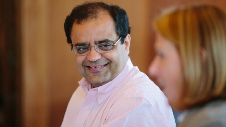 Vistex Asia CEO dies in freak accident at firm’s 25th anniversary celebrations Vistex Asia CEO dies in freak accident at firm’s 25th anniversary celebrations