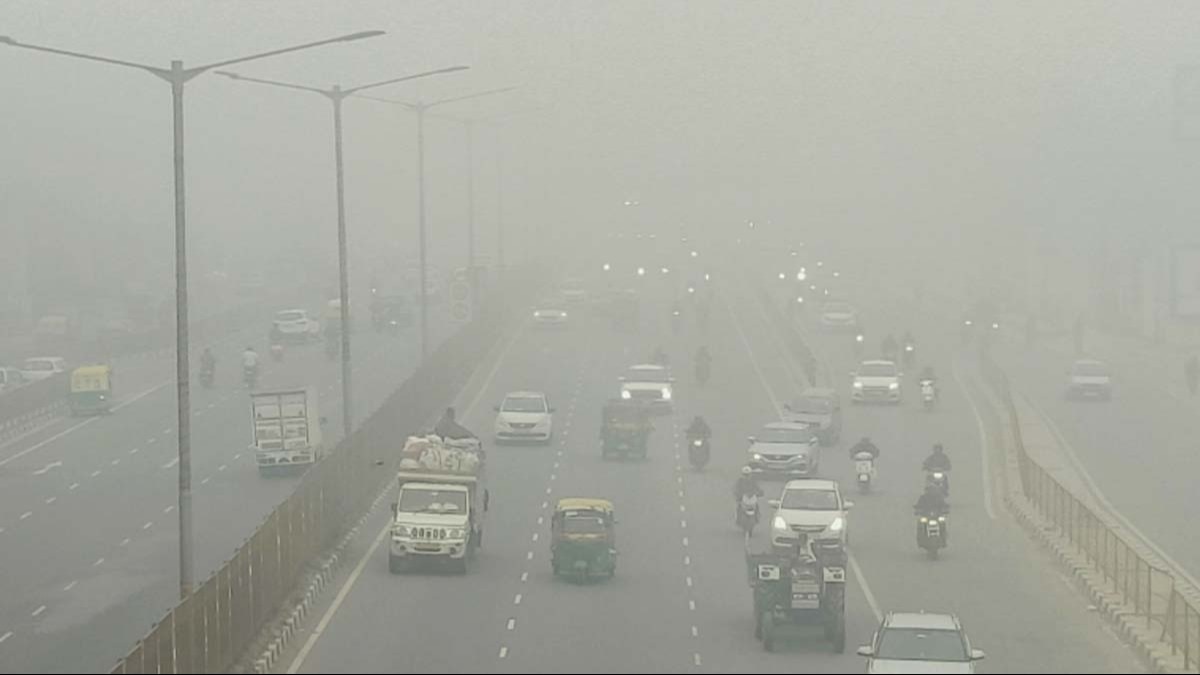 The early-morning foggy weather in Delhi and adjoining areas has significantly impacted road, rail, and air traffic over the past several days The early-morning foggy weather in Delhi and adjoining areas has significantly impacted road, rail, and air traffic over the past several days