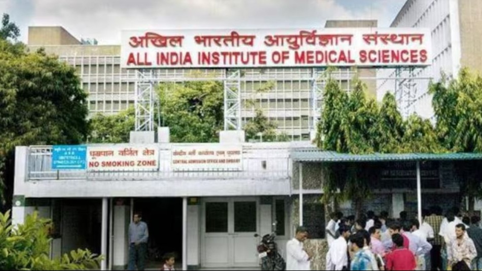 The AIIMS-Delhi has reversed its decision to stay closed till 2:30 pm on Monday The AIIMS-Delhi has reversed its decision to stay closed till 2:30 pm on Monday