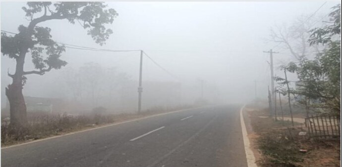Dense fog was also reported in parts of the state, with weather conditions expected to remain the same for the next 24 hours. Dense fog was also reported in parts of the state, with weather conditions expected to remain the same for the next 24 hours.