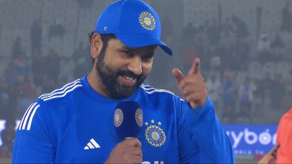 Rohit Sharma's apartments are located on the 14th floor of Bandra West and spread across an area of 1047 square feet. Rohit Sharma's apartments are located on the 14th floor of Bandra West and spread across an area of 1047 square feet.