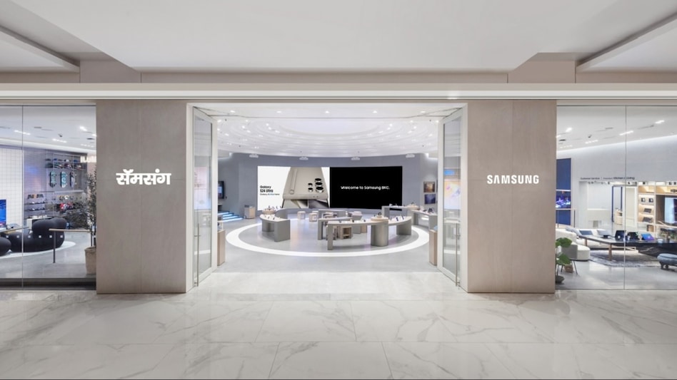 Will Samsung’s premium play help it undercut Apple’s aggressive push in India? Will Samsung’s premium play help it undercut Apple’s aggressive push in India?