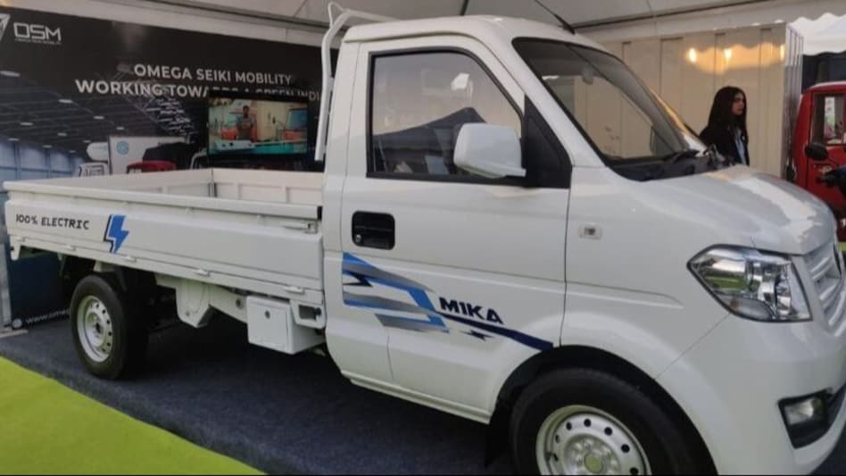 Include battery prices in financing and insurance costs to boost electric vehicle adoption, says PHF Leasing Limited CEO Include battery prices in financing and insurance costs to boost electric vehicle adoption, says PHF Leasing Limited CEO